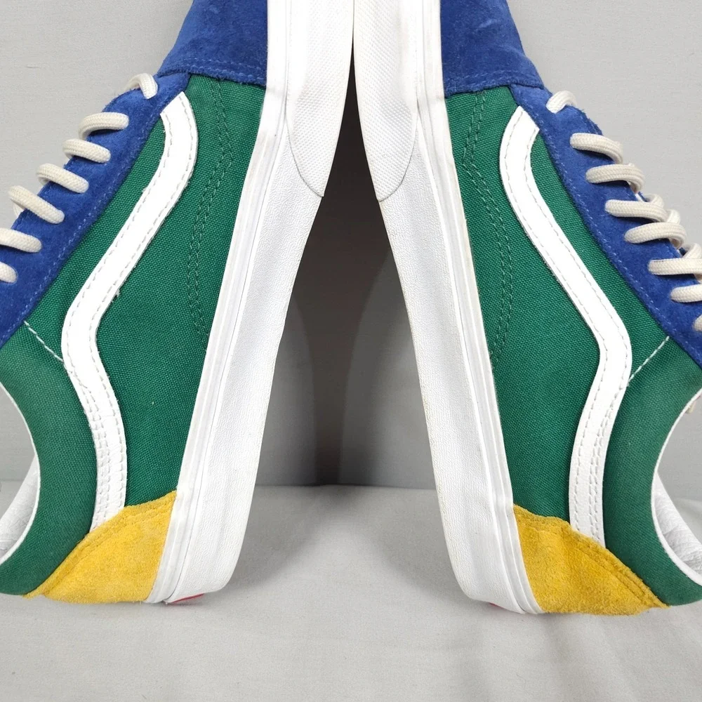 Vans minor signs